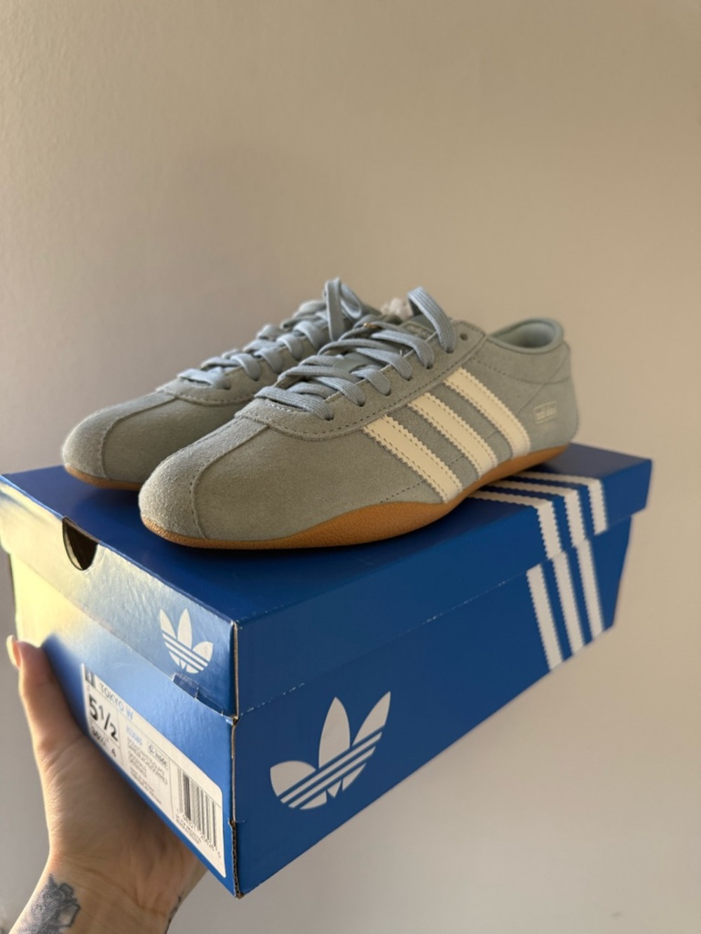 adidas Tokyo Green Women’s Shoes New Size 5.5
